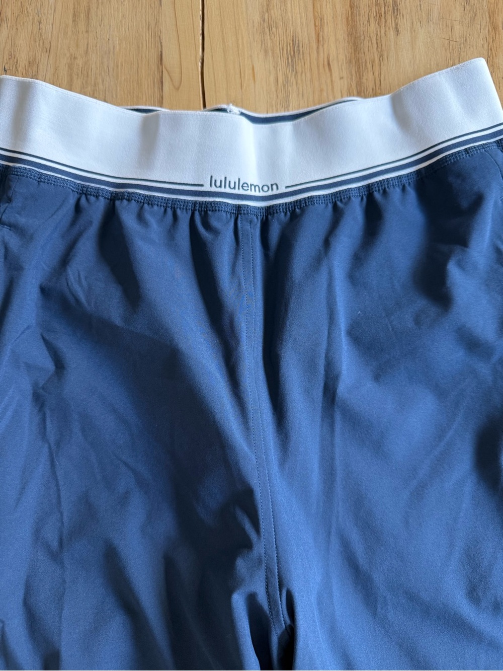 Swift High-Rise Wide-Leg Pant
Logo Waistband lululemon - Picture 2 of 5